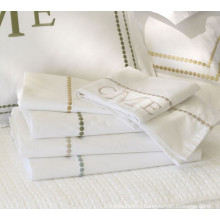 Top Selling Made in China 50% Cotton 50%Polyester Embroidery Pillow Case/Pillow Protector